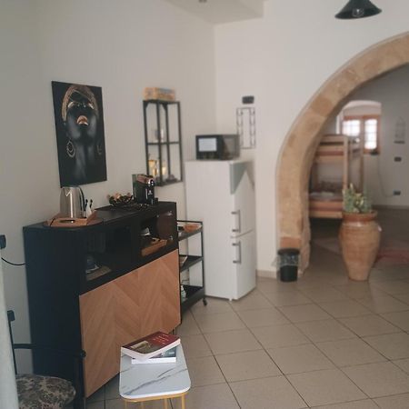 Al Vico Bartoli Suite Room Mazzarino 外观 照片