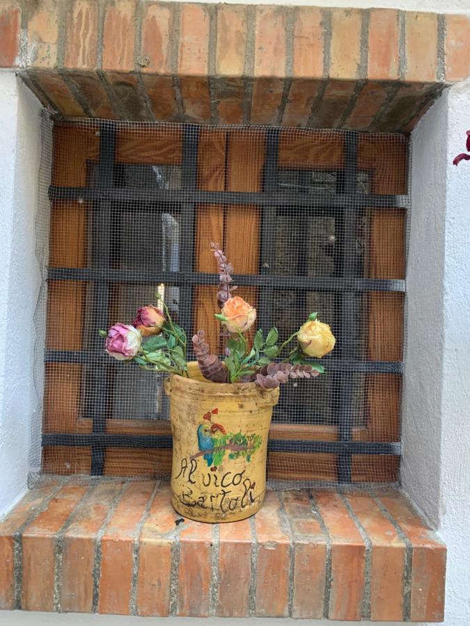 Al Vico Bartoli Suite Room Mazzarino 外观 照片