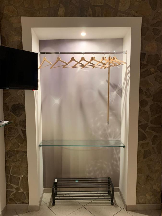 Al Vico Bartoli Suite Room Mazzarino 外观 照片