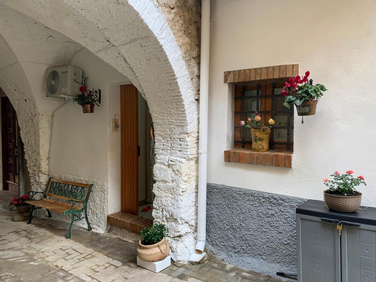 Al Vico Bartoli Suite Room Mazzarino 外观 照片